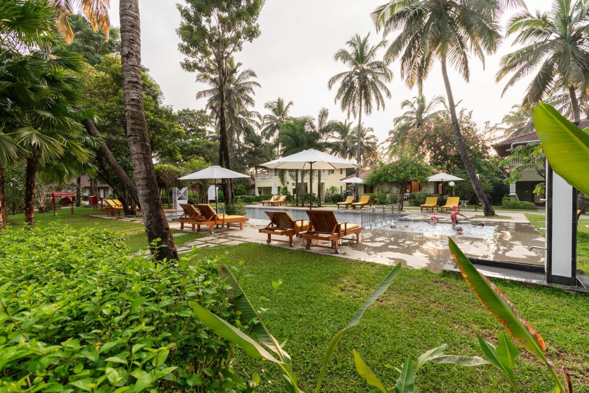 Novotel Goa Dona Sylvia Resort カベロッシム エクステリア 写真